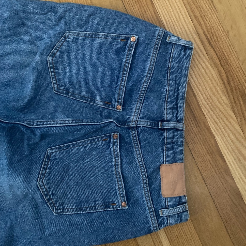 Zara High Rise Straight Jeans - Picture 10 of 10